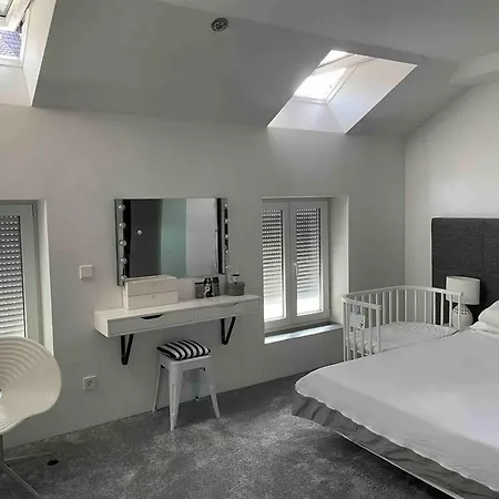 Penthouse Loft Style Rooftop Terrace Ecb View Apartment *
